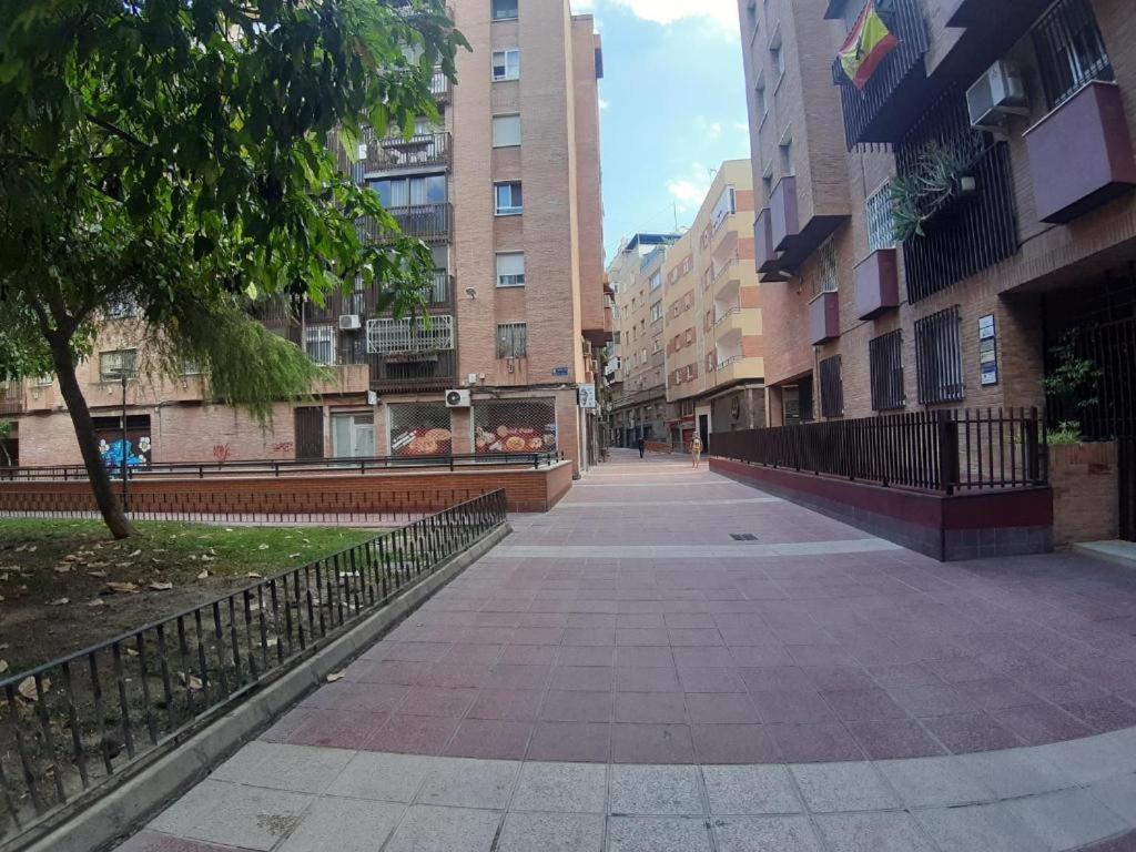 Apartament Plaza Puerta Nueva Murcja Zewnętrze zdjęcie